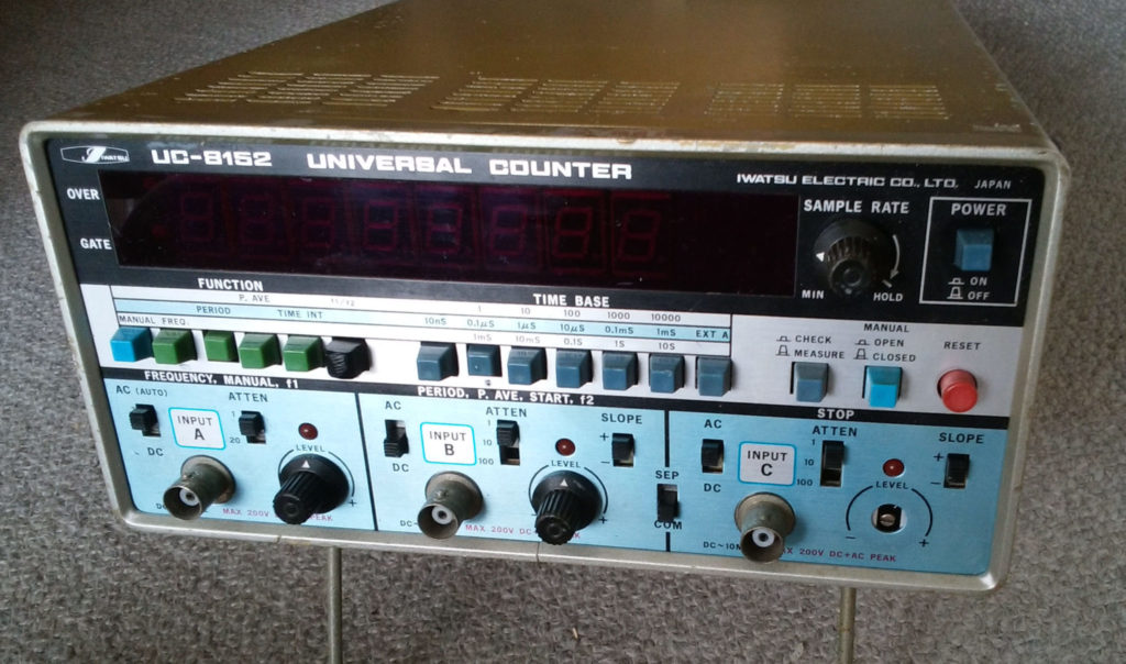 岩通 IWATSU UC-8152 UNIVERSAL COUNTER 100MHz のリペア後