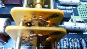 IWATSU SS-5711C 分解中 故障部分