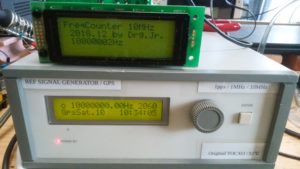 基準クロック発生器 と オーバークロック動作確認中のArduino　25MHz